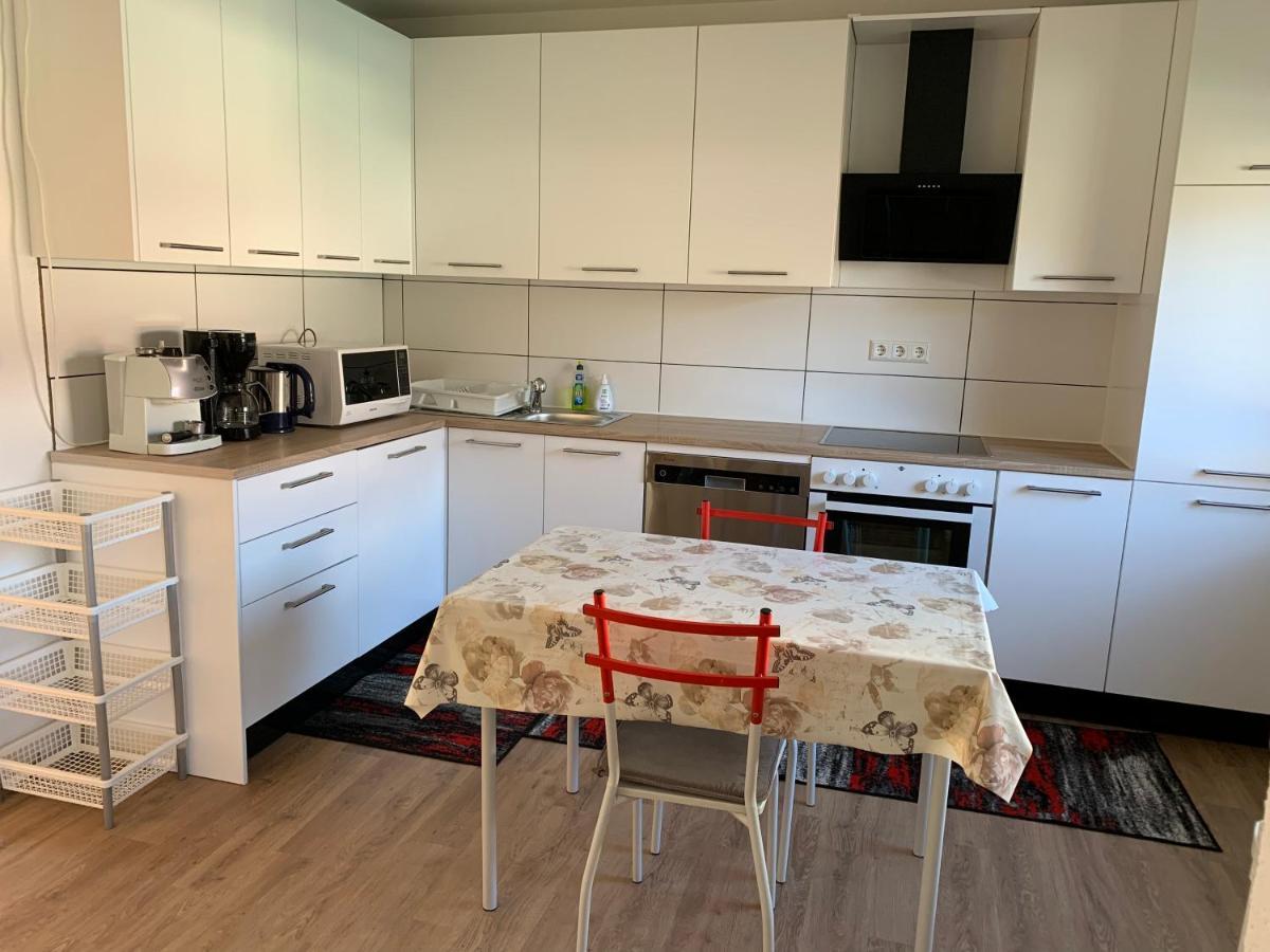Monteurzimmer Ferienwohnung Kati Apt 1 Албщат Екстериор снимка